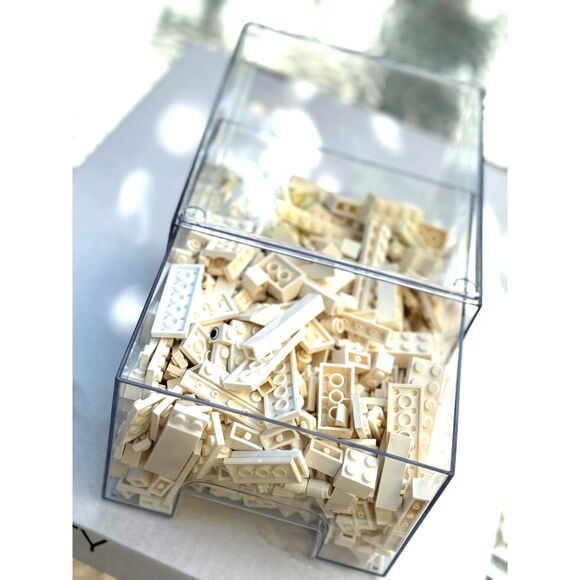 Cream White Legos In New Stackable Clear Acrylc Box SZ 7.5"D x 6"W x 4.4"H Mixed - Picture 3 of 8